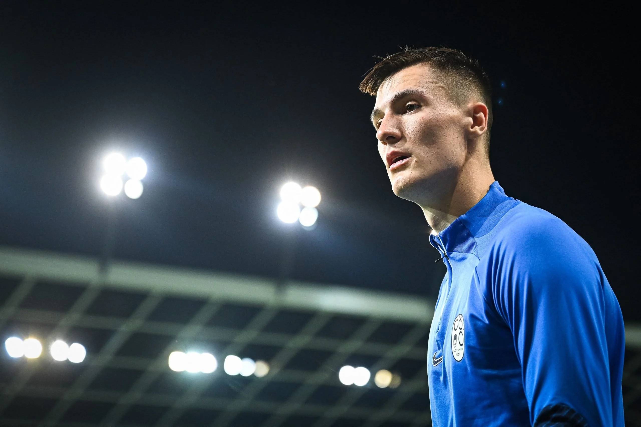 哈兰德经典对决，莱万多夫斯基与90激战西班牙队分钟，高光表现胜负难料！