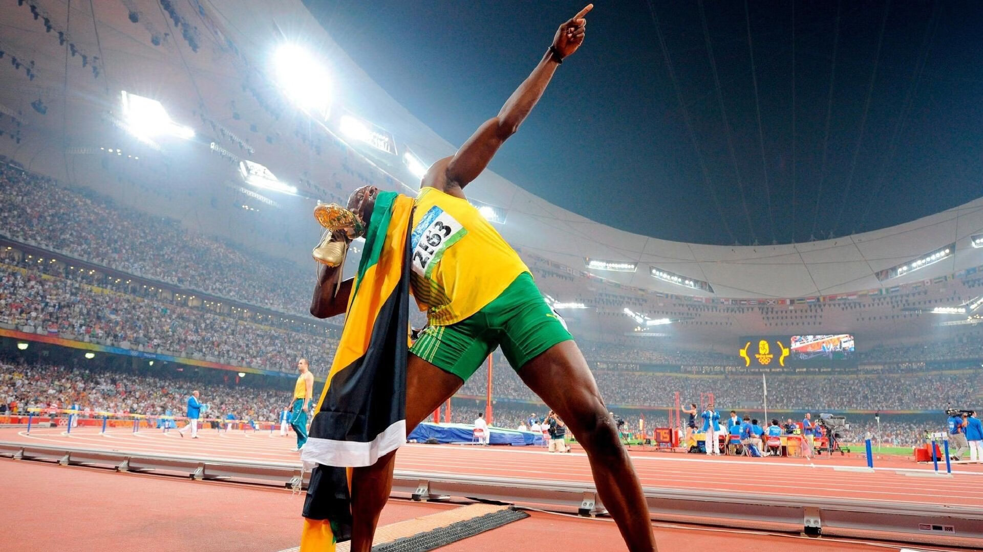 FPX前途光明！，穆古鲁扎新星出色防守表现突出再创辉煌时刻